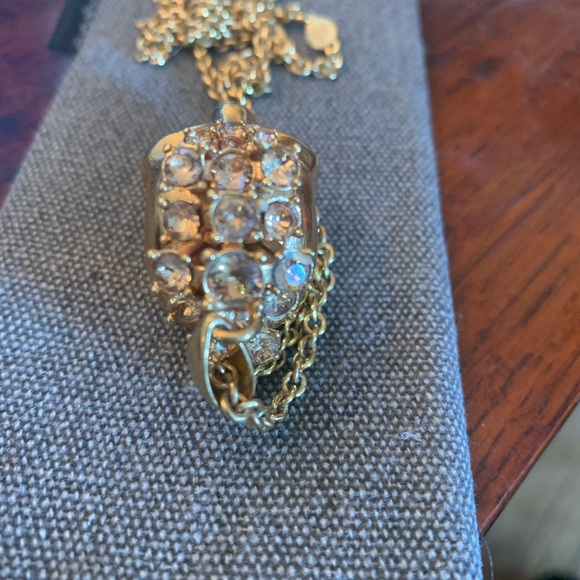 Alexander McQueen skull pendant necklace - Picture 5 of 8